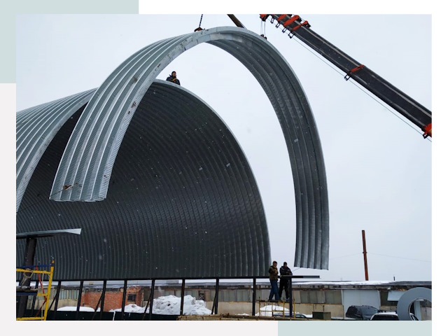 Полукруглые ангары в Лесозаводске